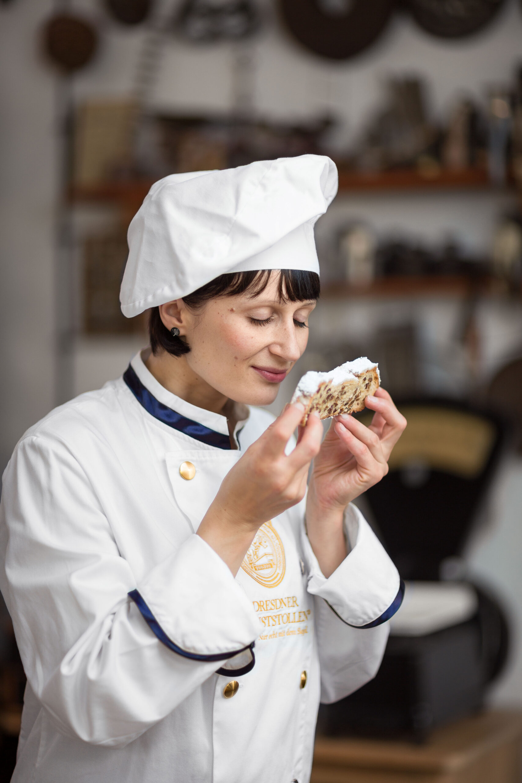 Stollenprüferin_Sensorik_©_SVDDS_Tobias_Ritz