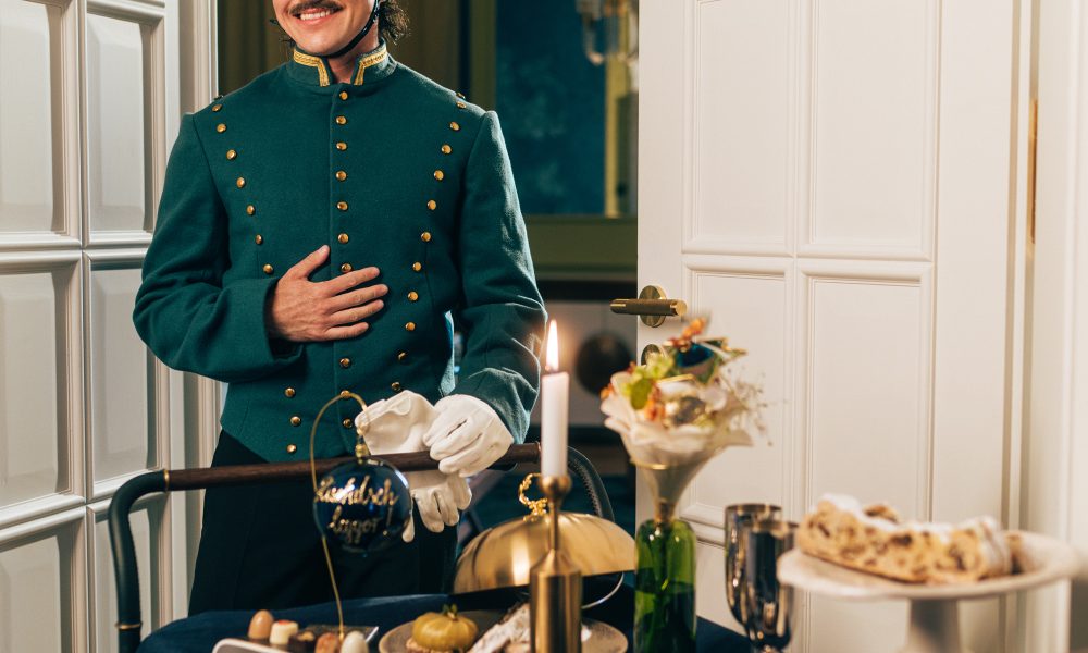 GrandHotel_Kampagne_DresdnerChriststollen_2026_C_TobiasRitz (4)